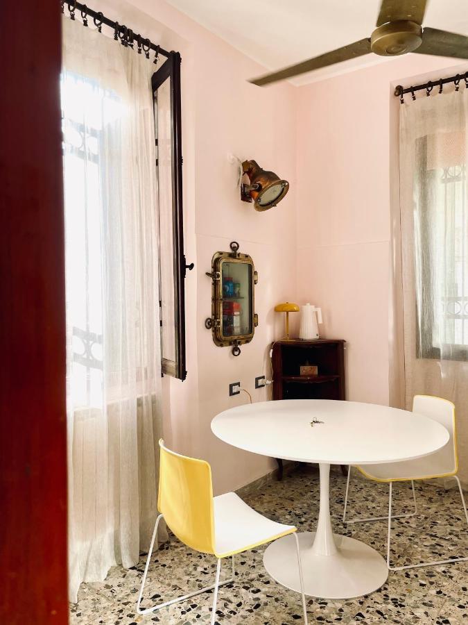 Venetian Pink Apartment In Dorsoduro Eksteriør billede